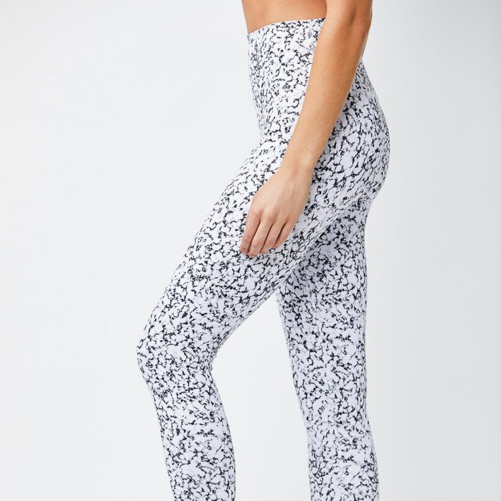 DYI Bianco Marble Leggings